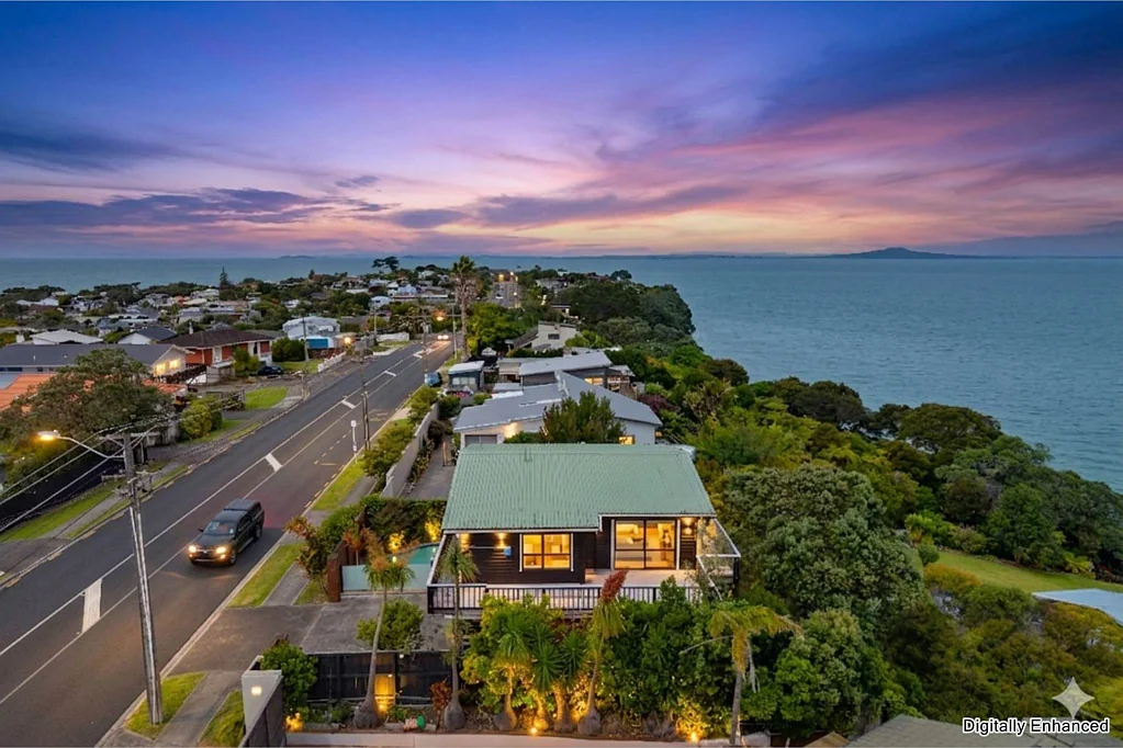 Manly 3Kwarto Views. Privacy. Pool. This One Has It All!