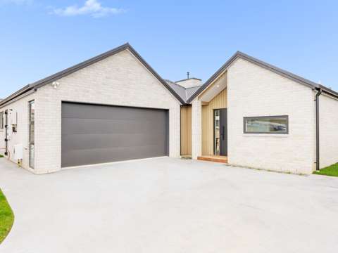 Te Awamutu 3房  Take top spot on Totara!