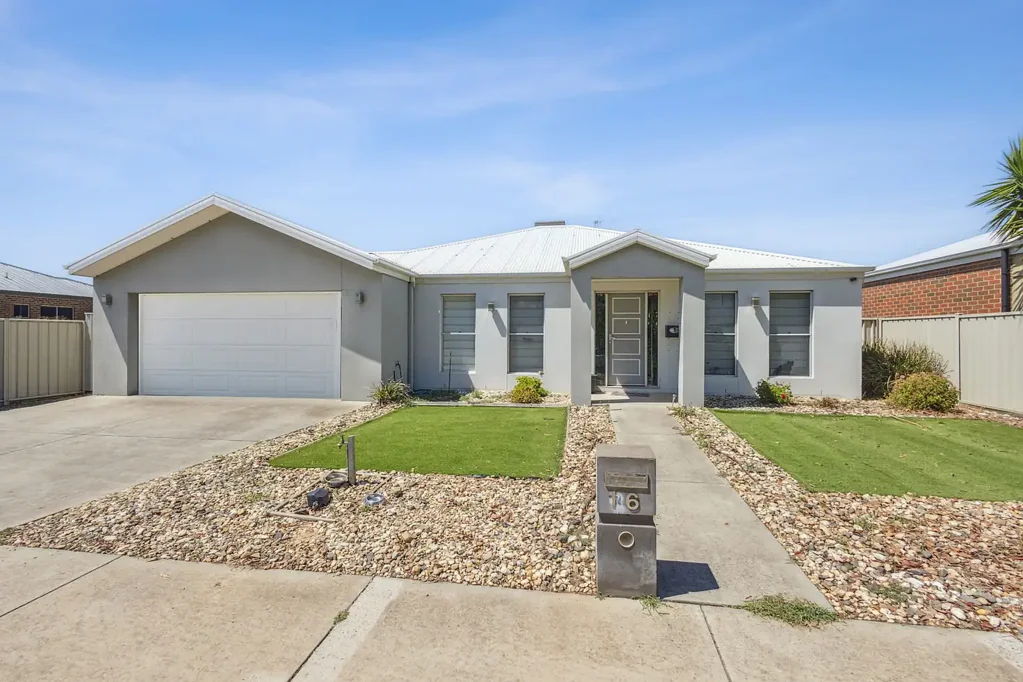 16 Market Garden Circuit, Epsom, VIC 3551