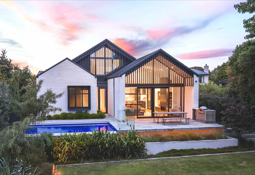 Fendalton 5Phòng ngủ Committed to the next Project!