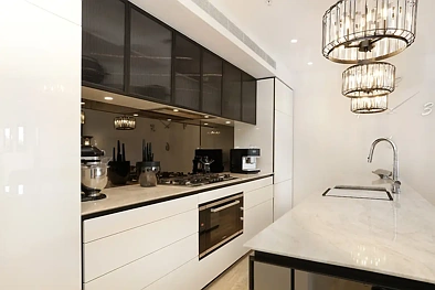 Benowa 3房  Waterfront Luxury Redefined at Marina Concourse
