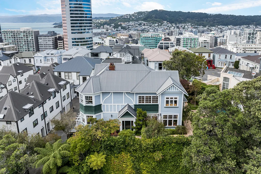 Wellington Central 4房  SUNNY, RARE CITY RETREAT WITH OUTDOOR LIVING