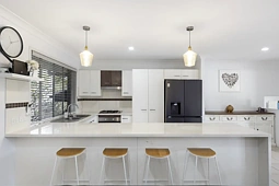 2 Calypso Court, Oxenford