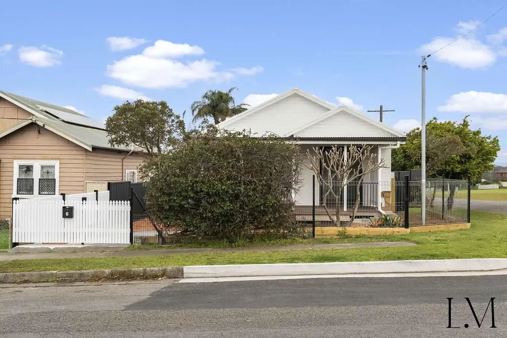 Fully Renovated Three Bedroom Home in Quiet Mayfield Location