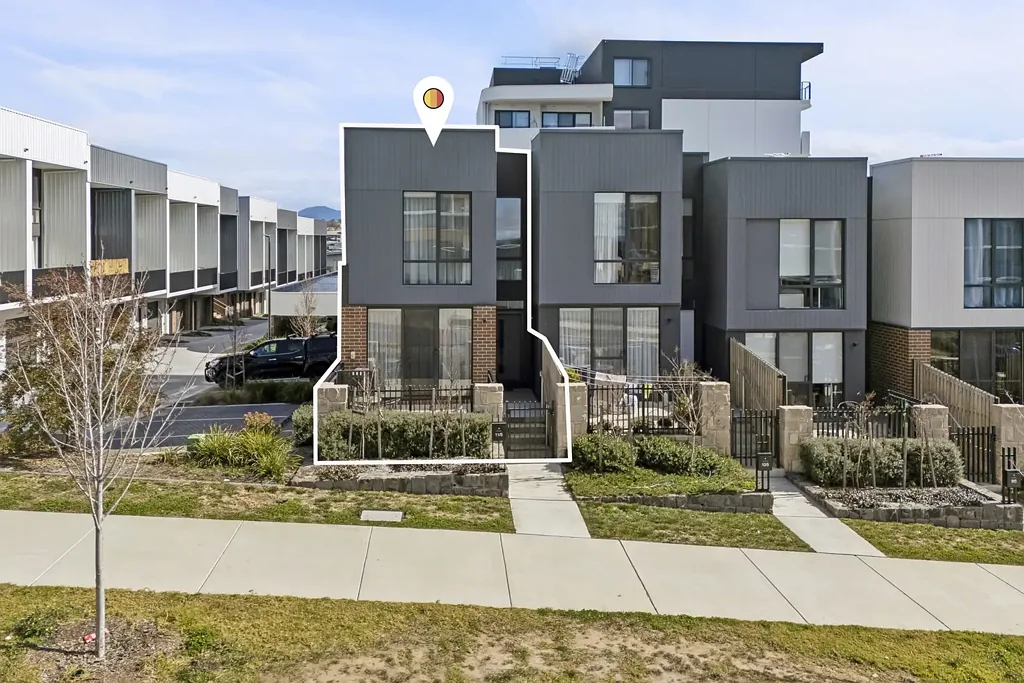 Denman Prospect 3房  Auction: Wednesday 9th September - 6:00pm