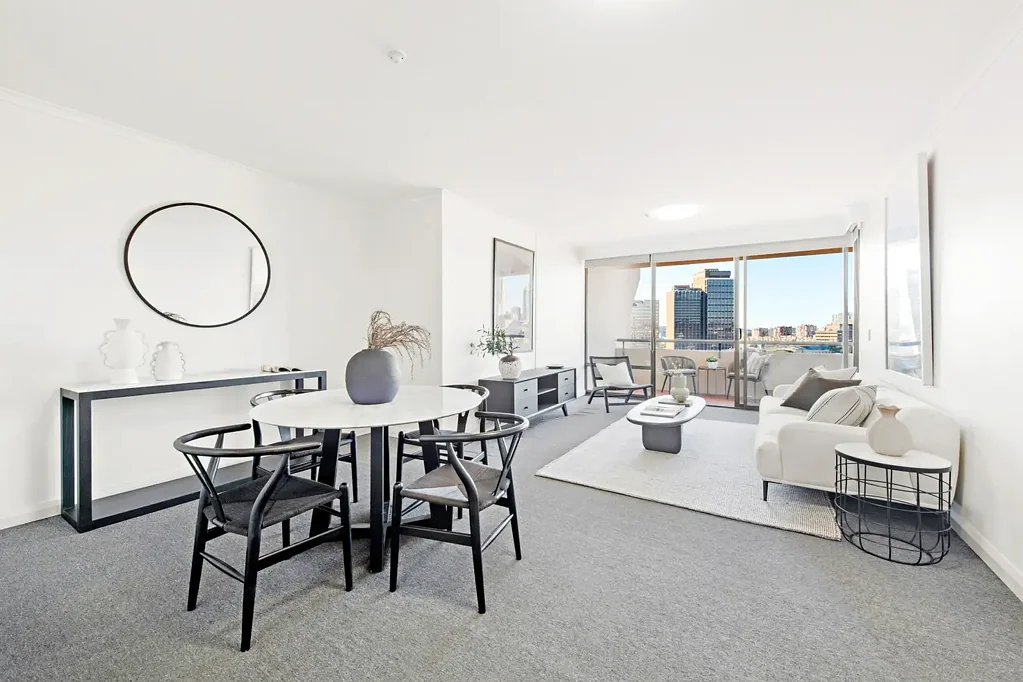 Darlinghurst 2 Bedroom Desirable north east aspect with City views