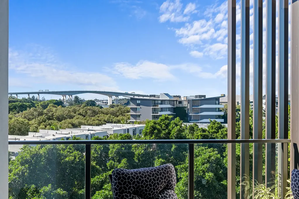 Hamilton 2Moenga Luxury Living with Spectacular Gateway Views in Exclusive Riverlight