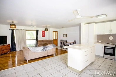 23 Bush Road, Branyan, QLD 4670, 3 slaapkamers, 1 badkamers, House