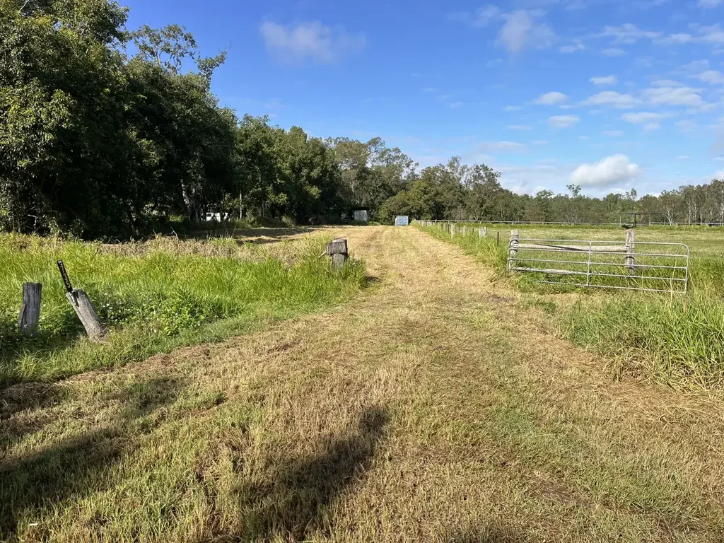 735 Devereux Creek Road, Devereux Creek, QLD 4753