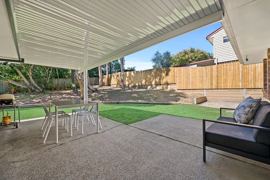 Narangba 3Habitaciones Stylishly renovated home on spacious 700m2 block
