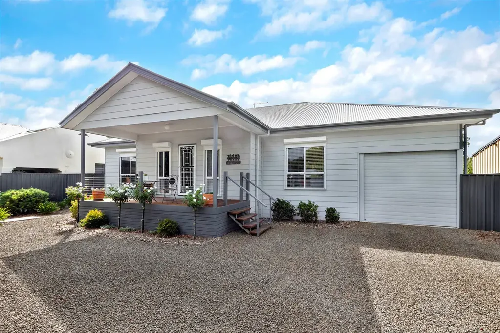 Kapunda 4 Slaapkamer Comfort, Style, and Space Awaits