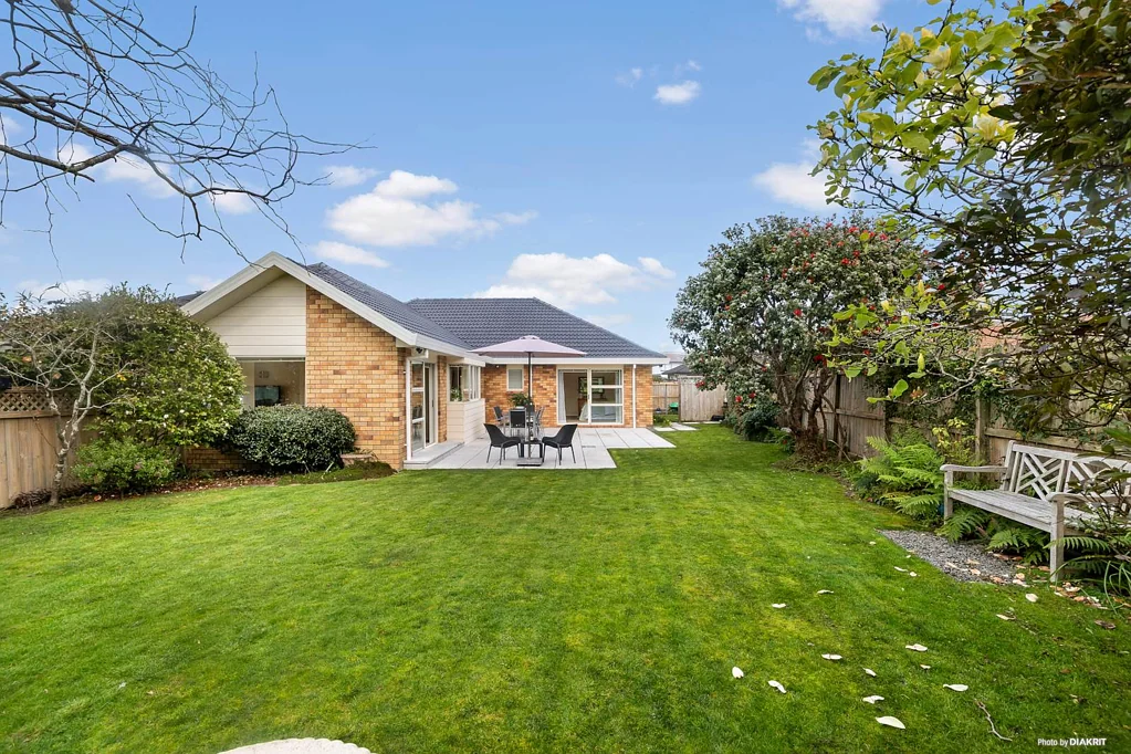 Northpark 4房  IMPECCABLE, RENOVATED POINT VIEW SCHOOL ZONE OASIS