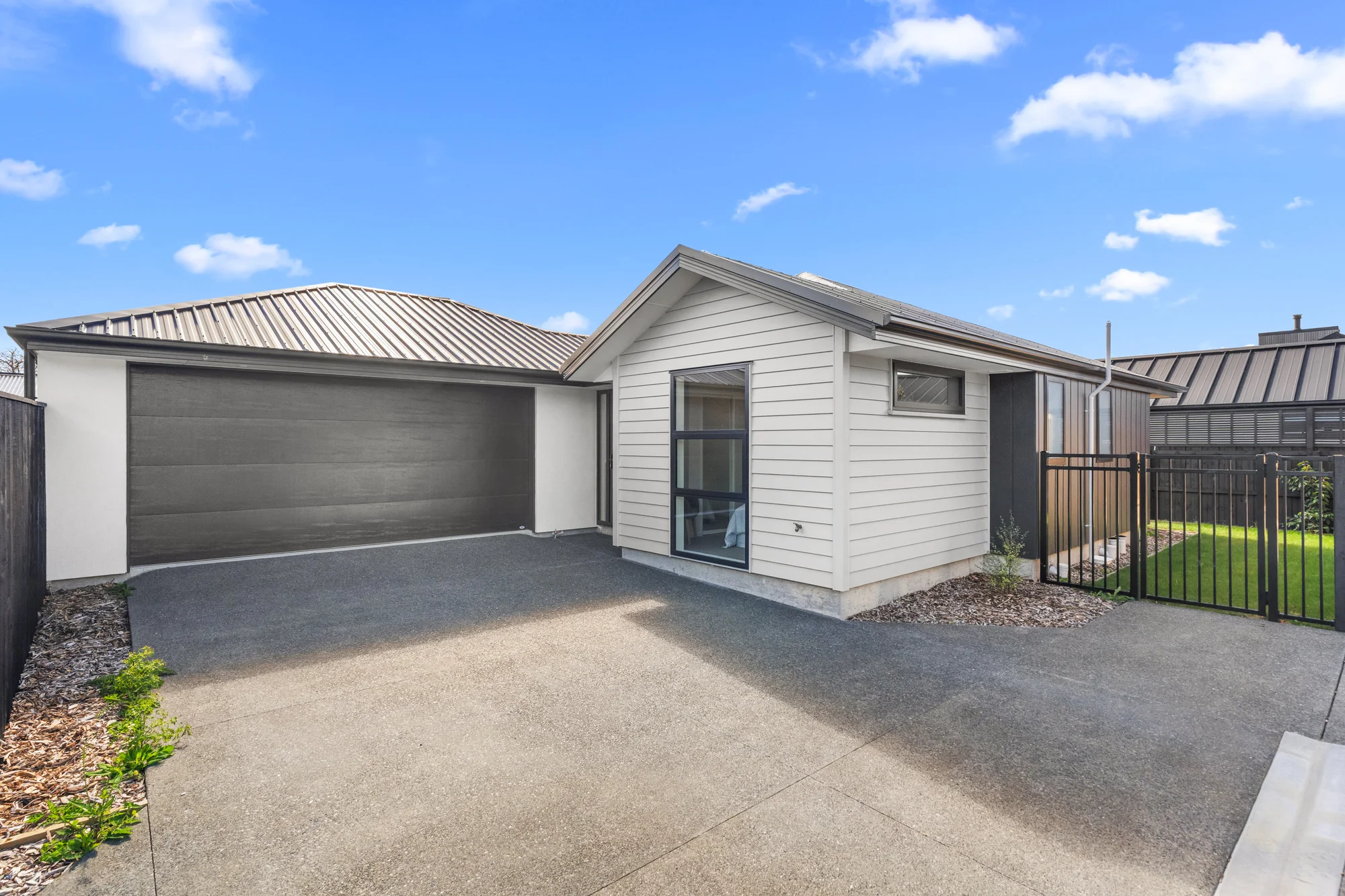 Casebrook 2房  Just One Left - New, Freehold, and Finished
