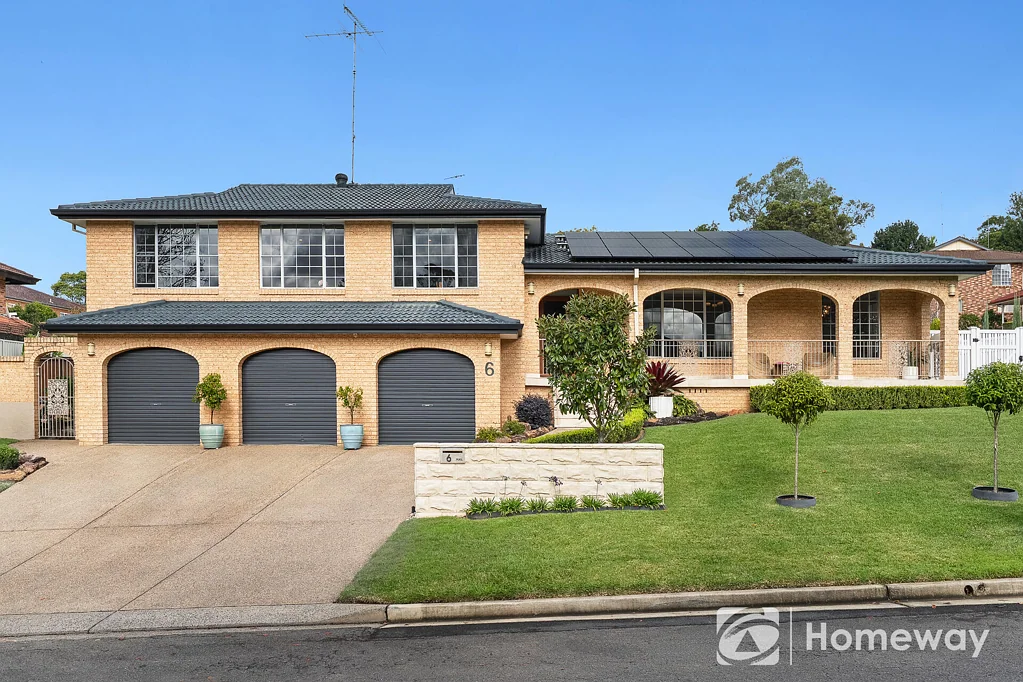 Castle Hill 5Zimmer Substantial Residence in the Exclusive First Farm Estate