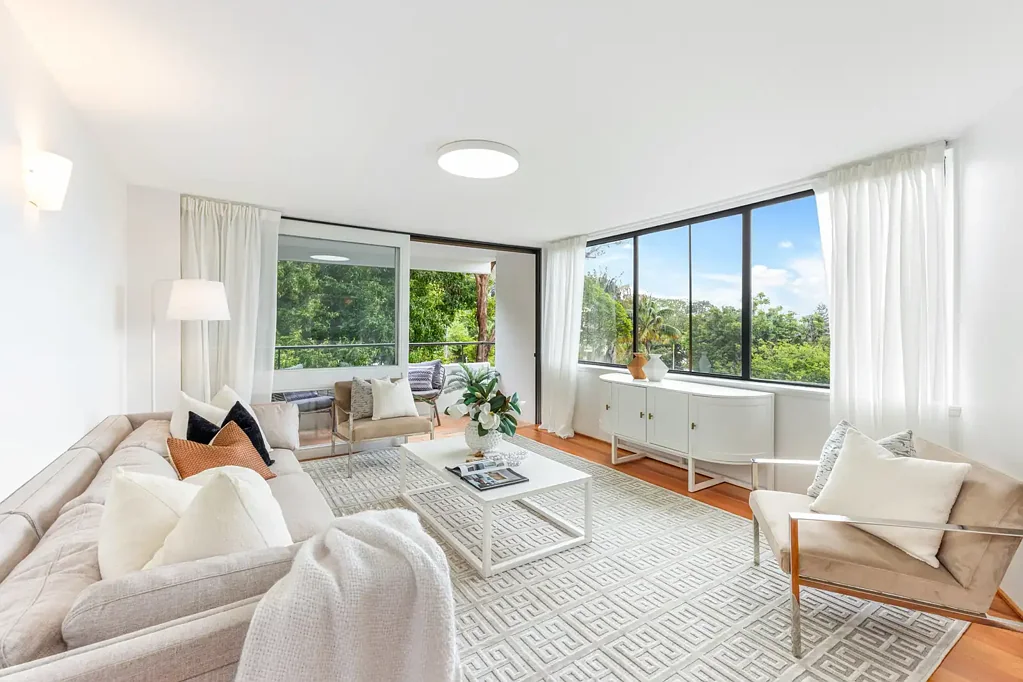 Bright Open-Plan Living in the Heart of Double Bay