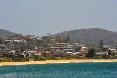 A quarter-million Australian homes face $274bn sea-level threat by 2100, Climate Council warns