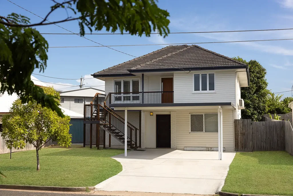 16 Twentieth Avenue, Brighton, QLD 4017
