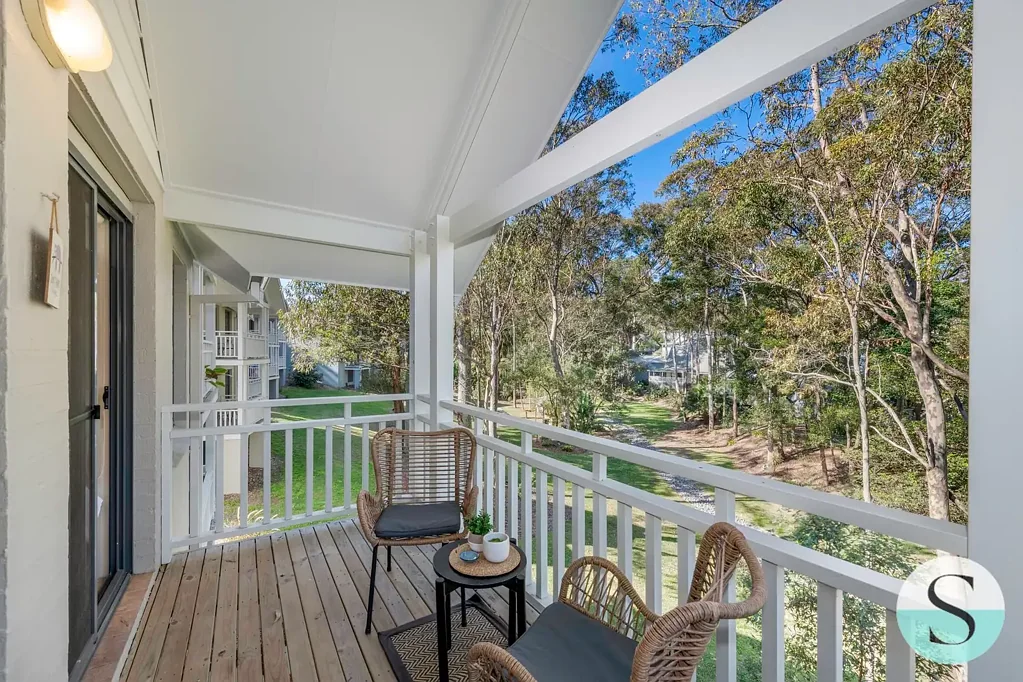 Cams Wharf 2Habitaciones Top of the Line, Deluxe Treetops Terrace, with a Massive Private Courtyard, Garage & Parking for 2 Extra Cars, there is not other Terrace Like it!