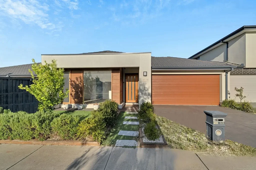 Four-Bedroom Residence in the Sought-After St Germain Estate, Clyde North!!