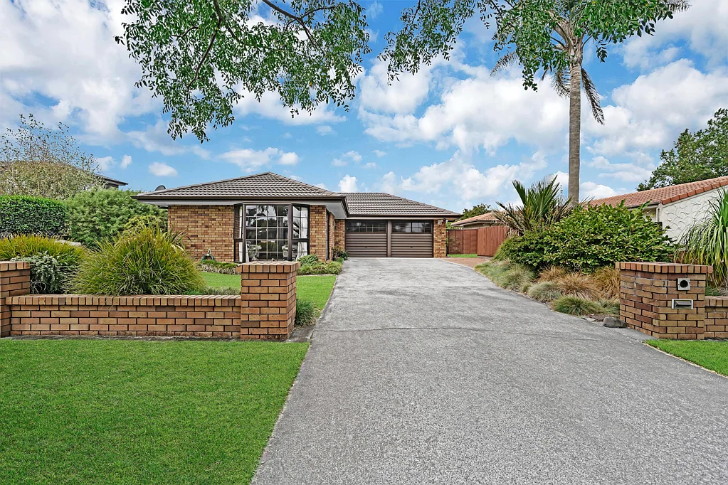 11 Jessika Place, Conifer Grove, Papakura, Auckland