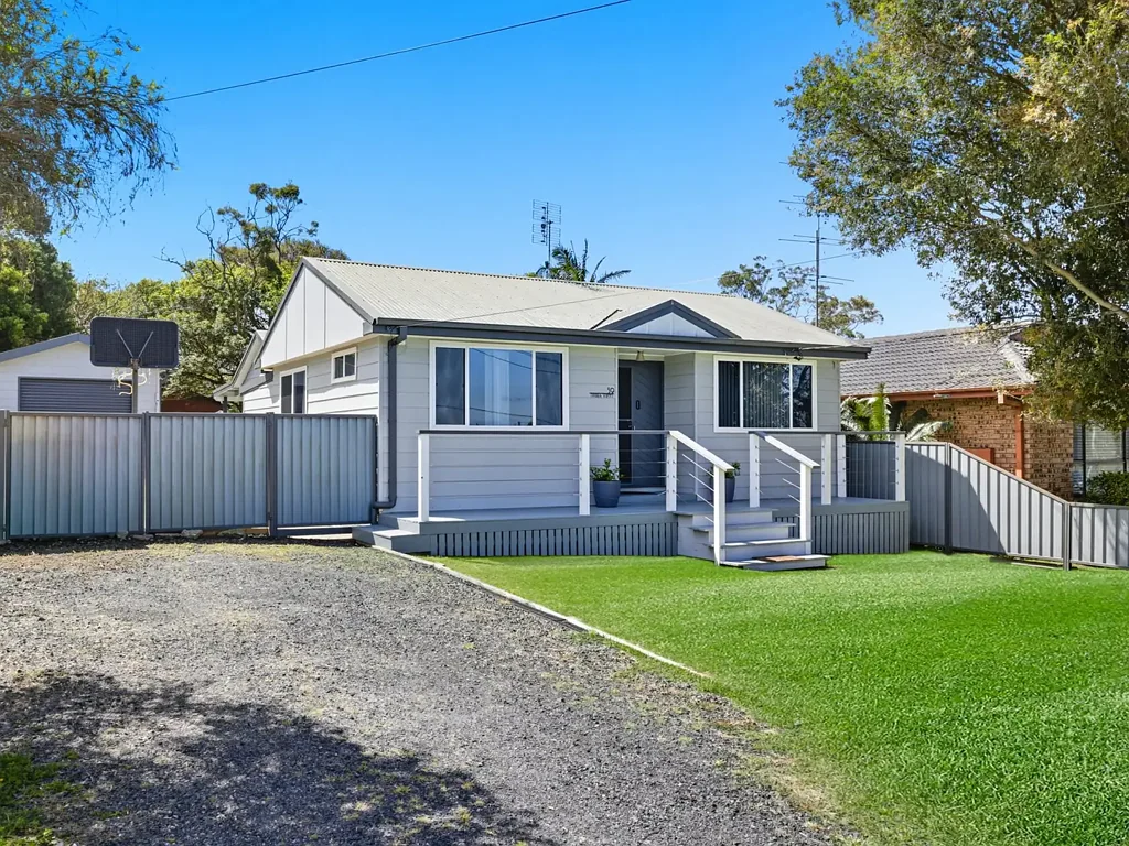 39 Tingira Street, Charmhaven, NSW 2263