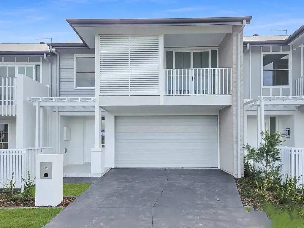 Catherine Field 4Zimmer Architecturally Designed Homes in Catherine field— Secure Your Home with Only 5%. - No strata.