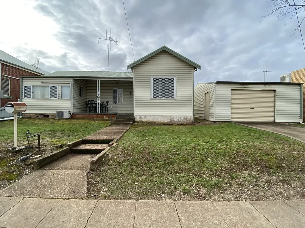 Parkes 2 Slaapkamer Walking Distance to CBD