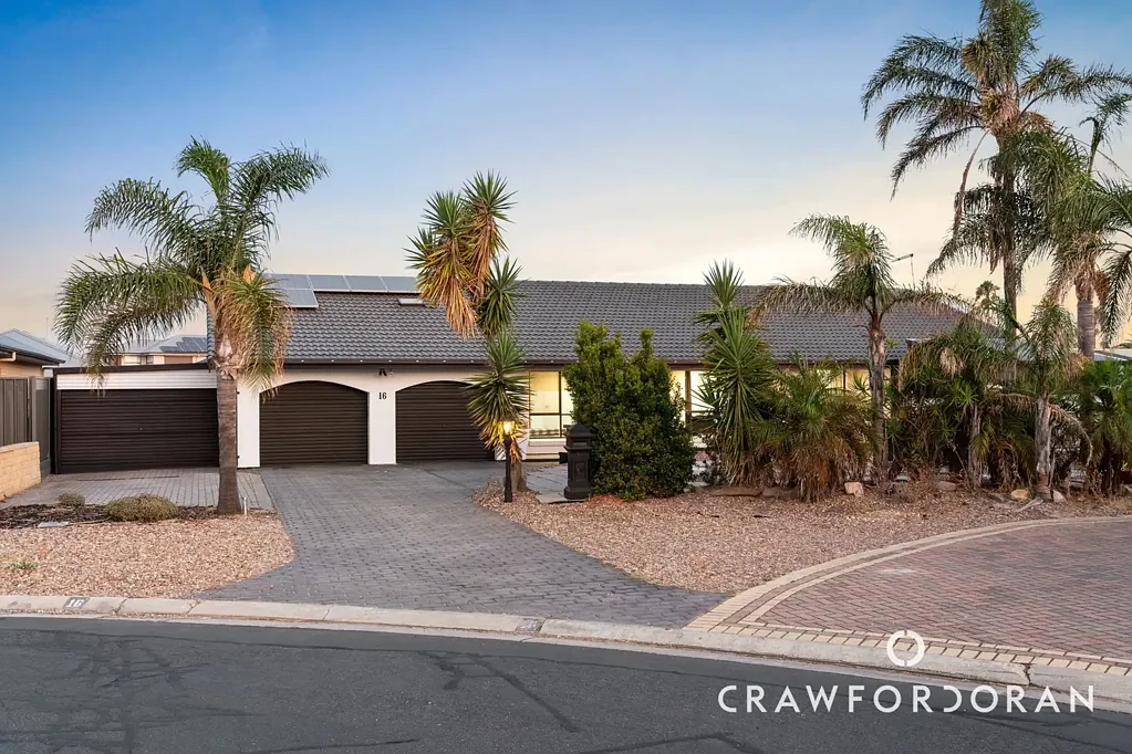 16 Carlson Drive, North Haven, SA 5018