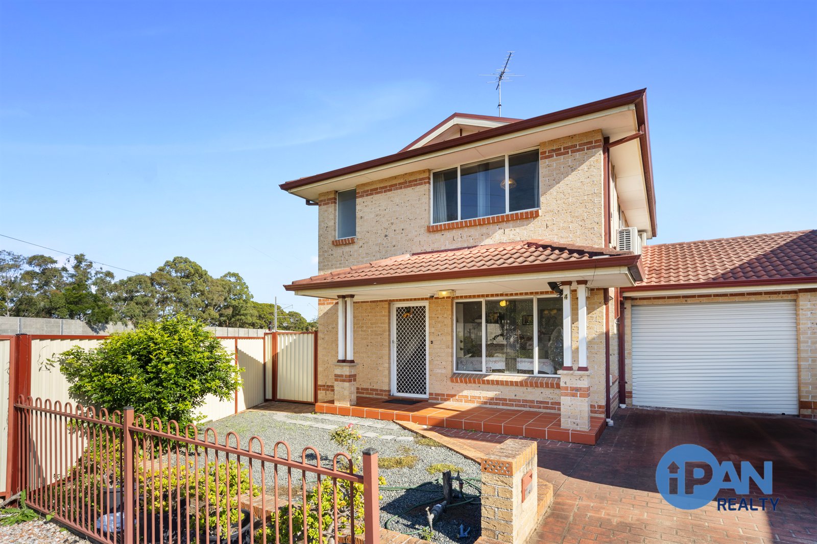 UNIT 4 134 CARCOOLA ST, CANLEY VALE NSW 2166, 0 침실, 0 욕실, Townhouse