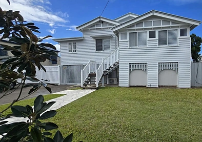Maryborough 4房  Modern Meets Timeless Charm