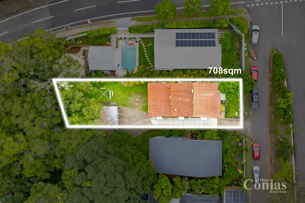 Bardon 3房 三套一居室单元 租金420每周 正现金流 更新内饰 空调燃气 停车位 私人庭院 班登黄金地段 Rare Bardon Opportunity – Entire Block of Three Units on 708sqm