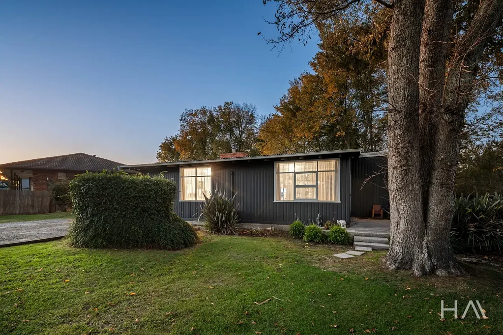76 Weld Street, Beaconsfield, TAS 7270