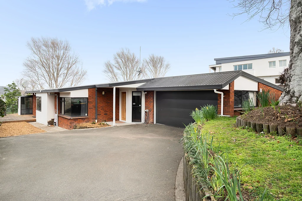 Tauranga Central 3બેડરૂમ Over $200k Below CV!
