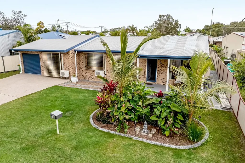 Tin Can Bay 3Zimmer Lowset, affordable home with a large shed and close to all amenities