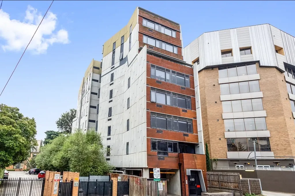 Windsor 1Kwarto Secure, Hassle-Free Investment in Windsor's Student Precinct