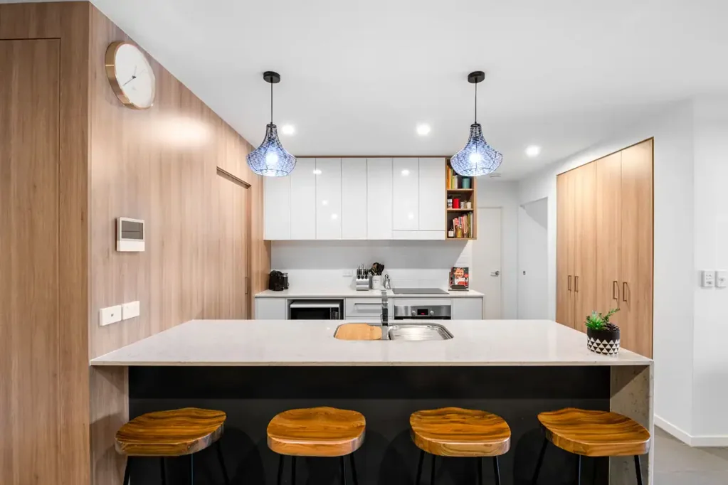 Stylish 3 Bed Unit available