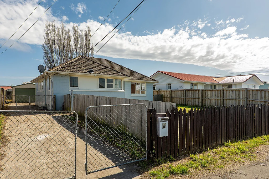 Aranui 3Moenga Renovators, flippers & DIYers — As is, where is