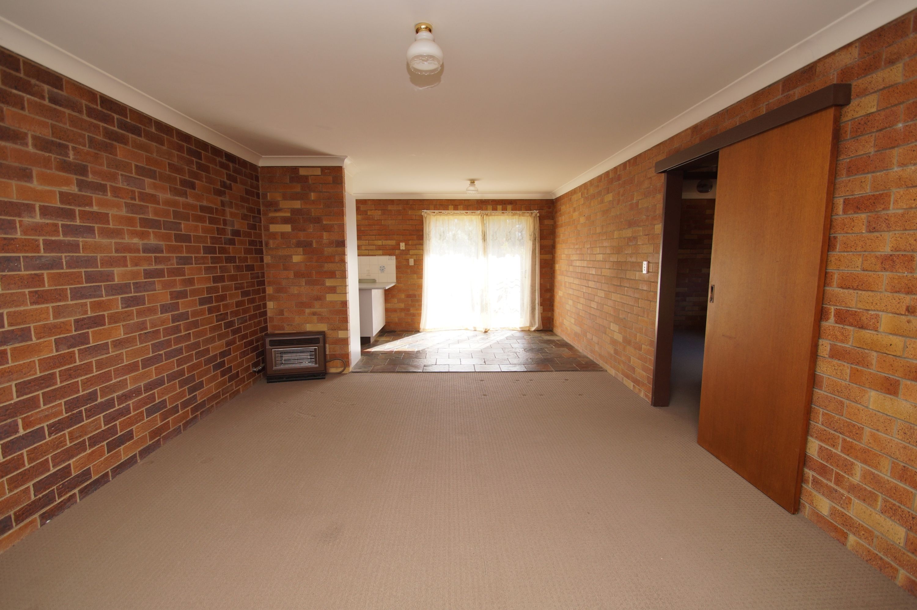 UNIT 1 2 BARCLAY ST, ARMIDALE NSW 2350, 0部屋, 0バスルーム, Unit