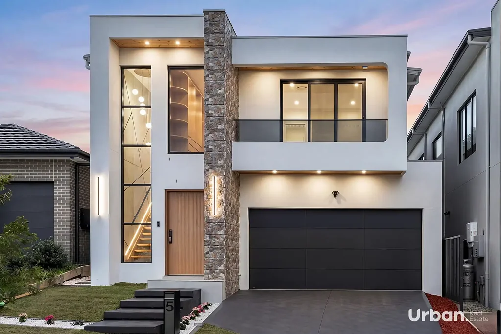 Oakville 5ห้องนอน The Perfect Blend of Space, Style & Comfort