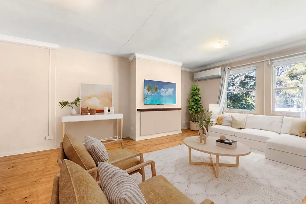 Generous Family Living in a Leafy O'Connor Setting