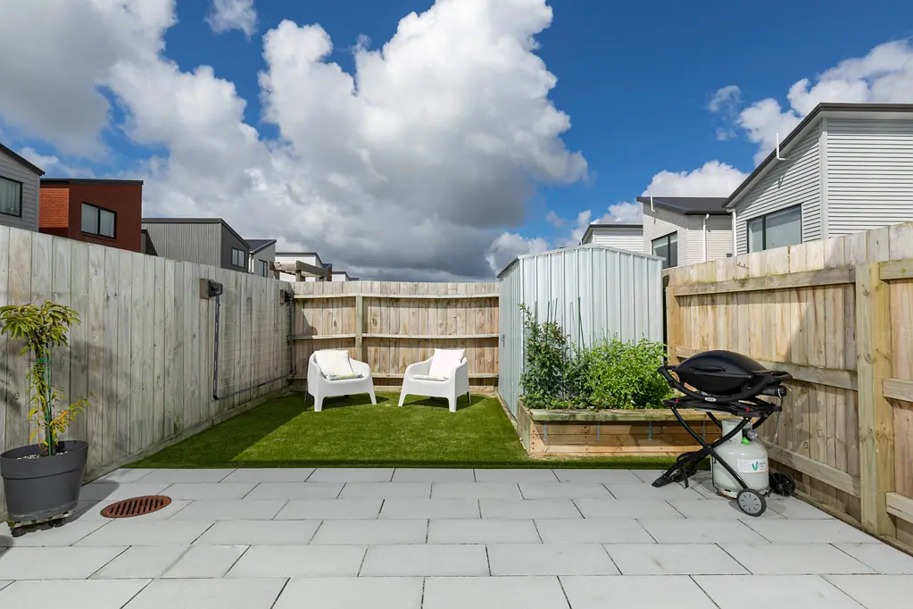 Hobsonville 2Zimmer Owner will look at all Offers over $700k!