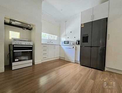7 Yewers Street, Sunshine, Western Melbourne, 2房, 2浴, House