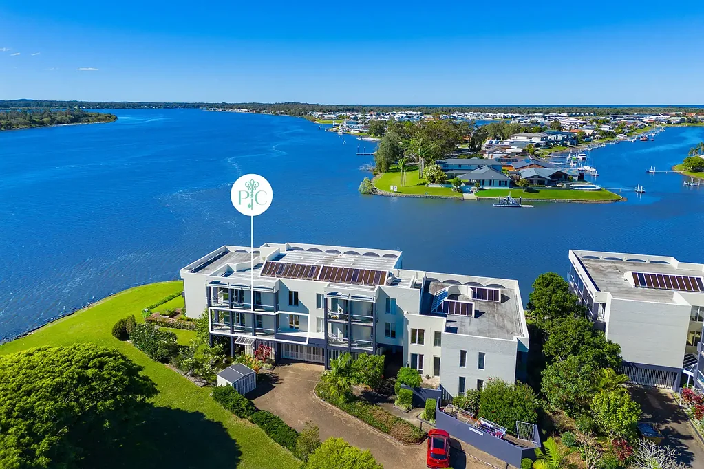 Port Macquarie 2બેડરૂમ Spectacular Waterfront Panorama in Unrivalled Setting