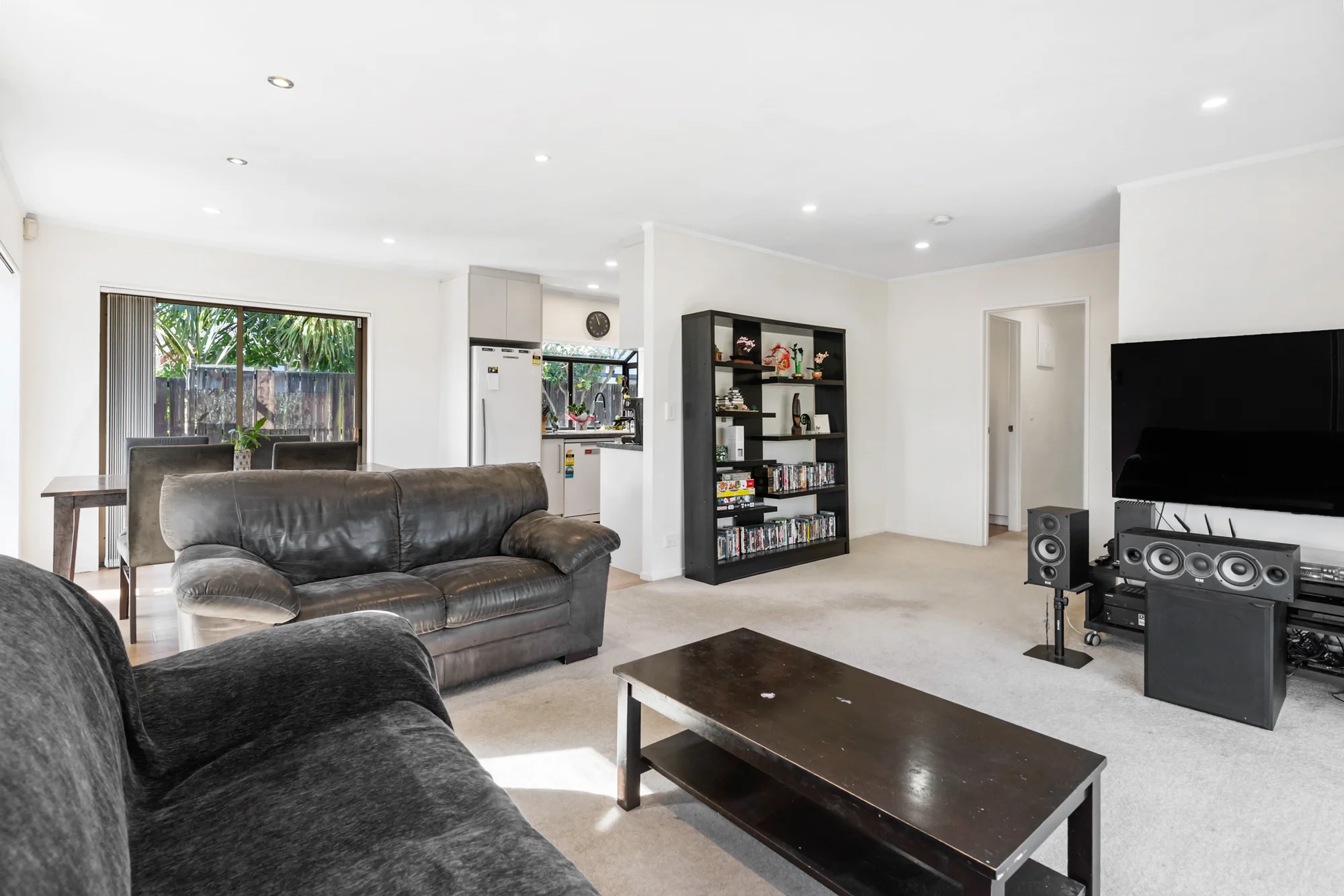 8 Sunningdale Street, Wattle Downs, photo 8