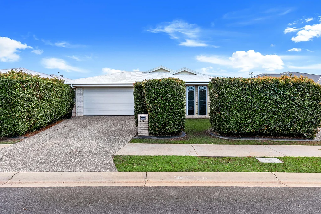 5 Reliance Road, Urraween, QLD 4655