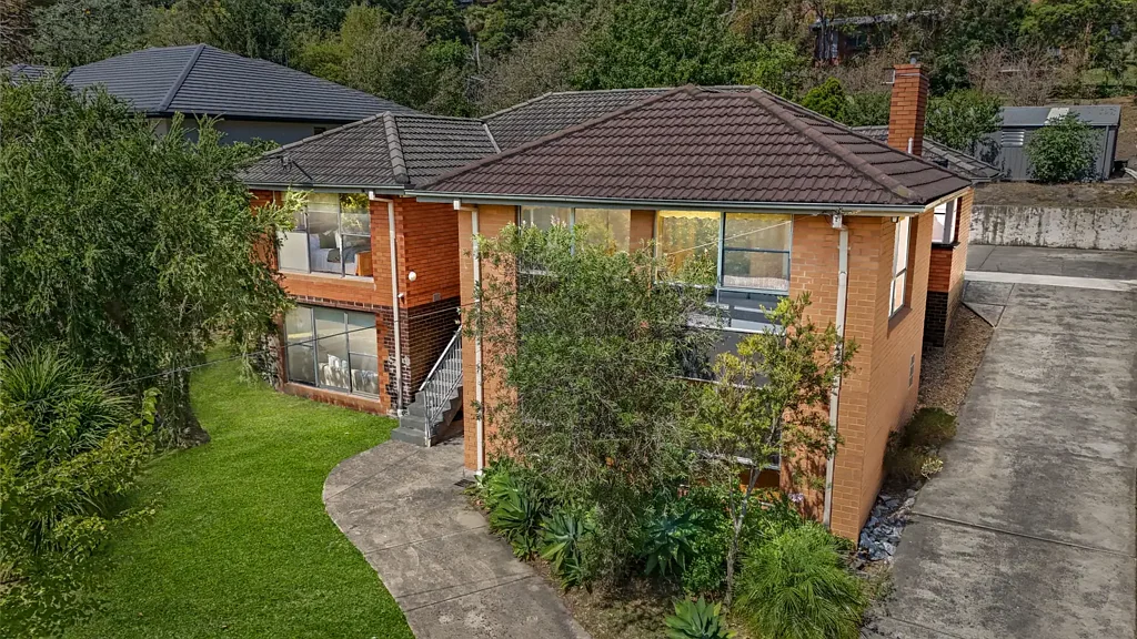 Expansive Family Living with Breathtaking Dandenong Ranges Views