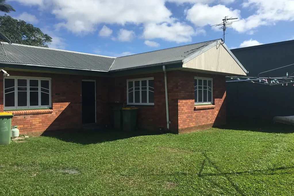 Flat Close to Gordonvale Township