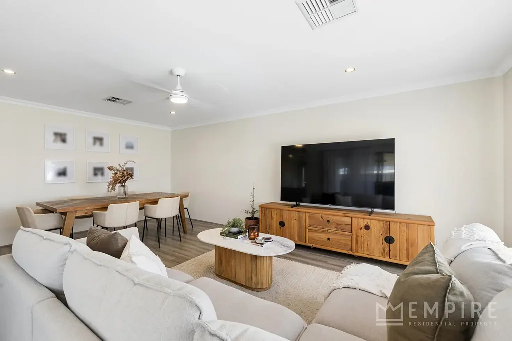 Beeliar 3 Slaapkamer A Stylish and Easy-Care Beeliar Gem!