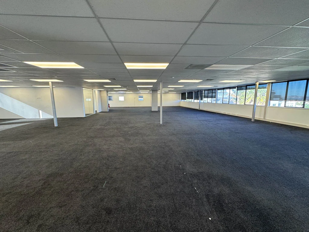 Takapuna AFFORDABLE FULL FLOOR TAKAPUNA OFFICE 