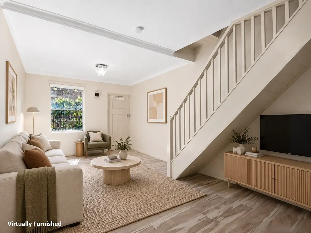 **DEPOSIT TAKEN**
Charming Terrace with Moder Inner-City Appeal